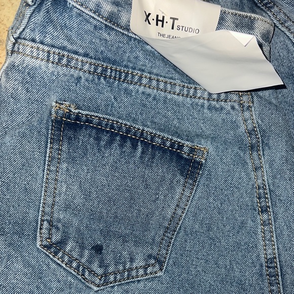 Fashion XHT JEANS Women's Shorts WIDE AND HIGH WAISTED LARGE - Picture 4 of 5